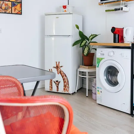 Daniela's Central 205 Гостевой дом *