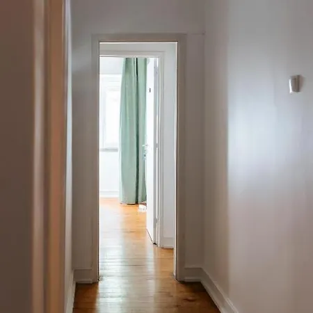 Гостьовий будинок Daniela's Central 205 *