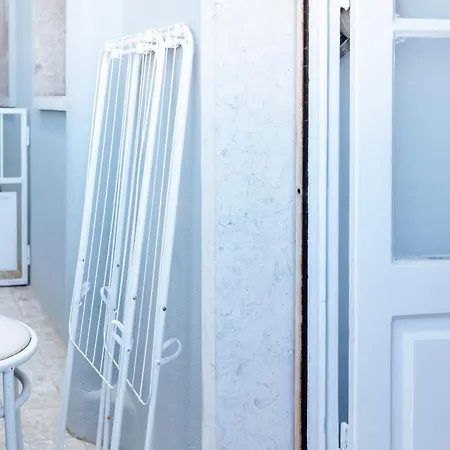 Daniela's Central 205